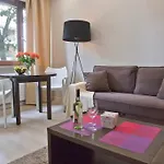 Gieldowa 4d - One Bedroom P&o Serviced Lejlighed Warszawa