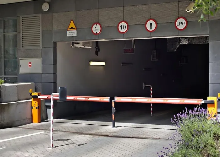 Gieldowa 4d - One Bedroom P&o Serviced وارسو